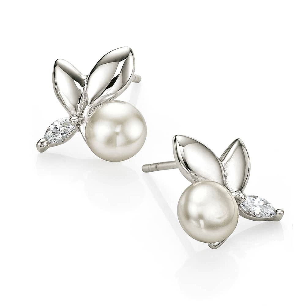 Pearl In Petals Stud Earrings