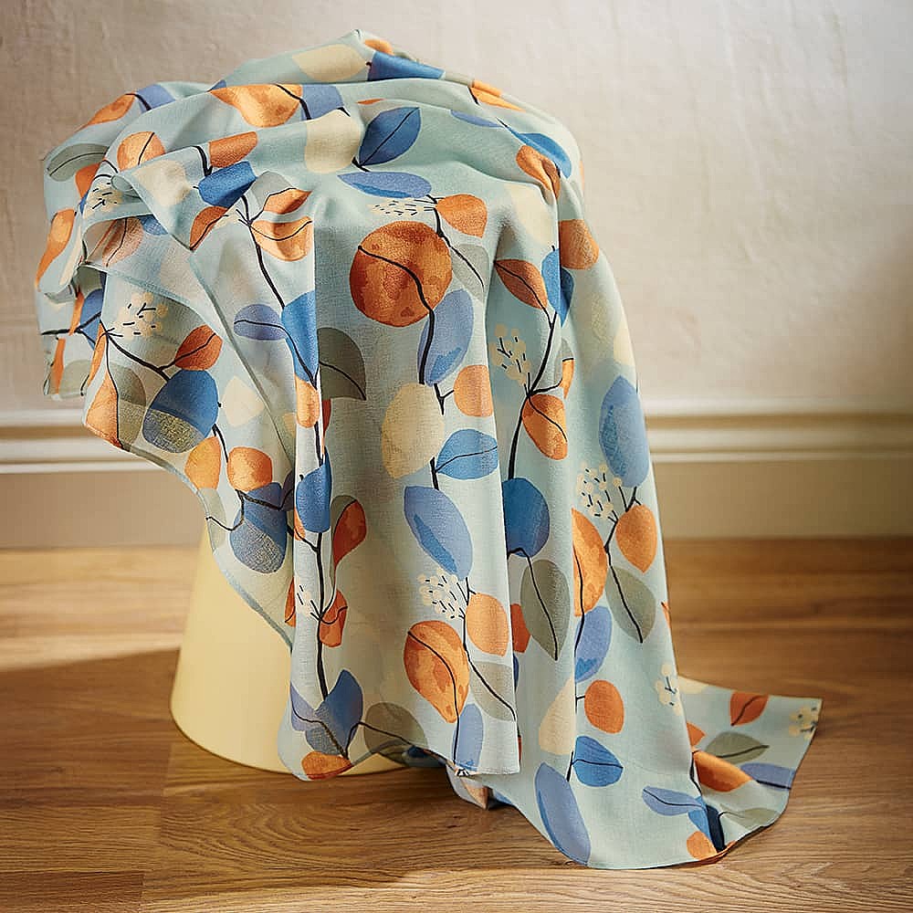 Enlivened Leaves Scarf