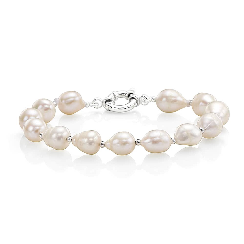 Poised for Perfection Pearl Bracelet