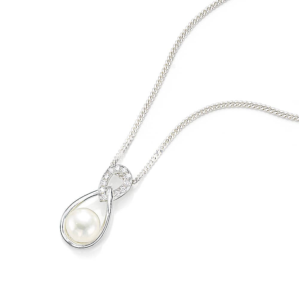 Hold Me Dear Pearl Pendant