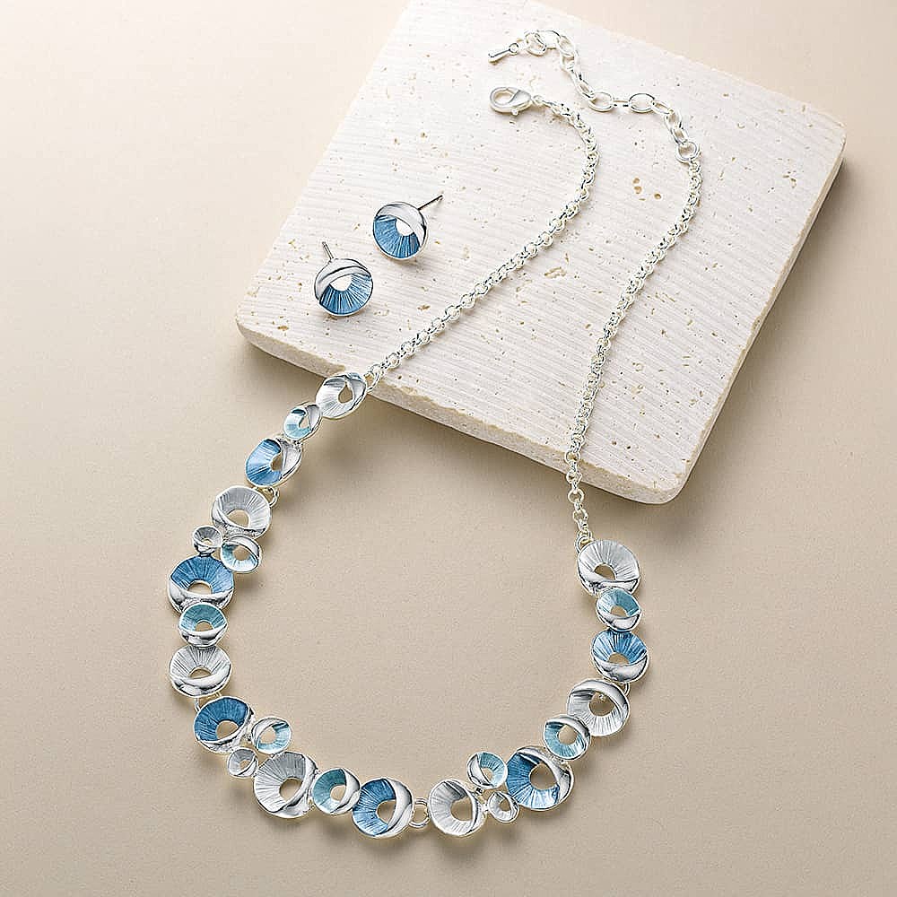 It's a Breeze Necklace and Earring Set