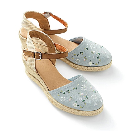 Follow the Florals Espadrilles